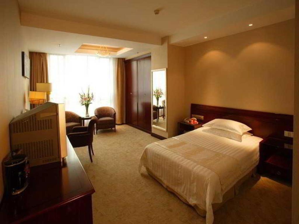 Jinrong International Hotel Shanghai Exterior photo